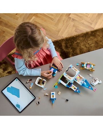 LEGO Disney Princess Cinderella's Castle & Horse Carriage 43275