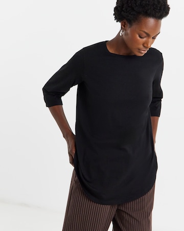 Longline Curved Hem 3/4 Sleeve Top