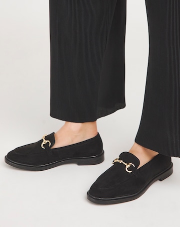 Marcie Classic Trim Loafer - Wide Fit (E)