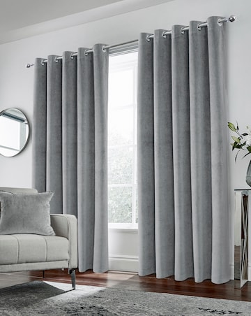 Hampton 100% Blackout Eyelet Velvet Curtain
