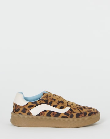 Courage Chunky Retro Trainer - Wide Fit (E)