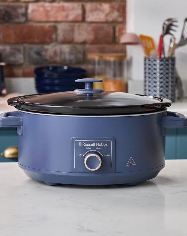 Russell Hobbs Extra Large 7L Slow Cooker - Navy
