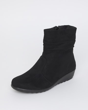 Cushion Walk Ruched Wedged Boots E Fit