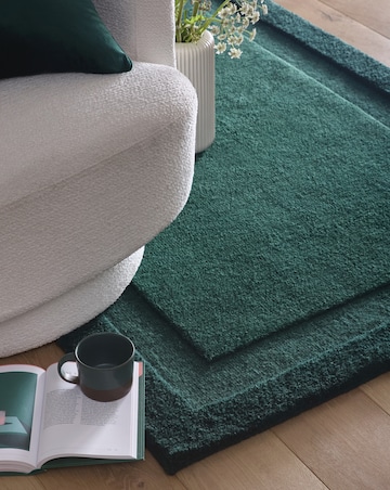 Stacked Border Rug