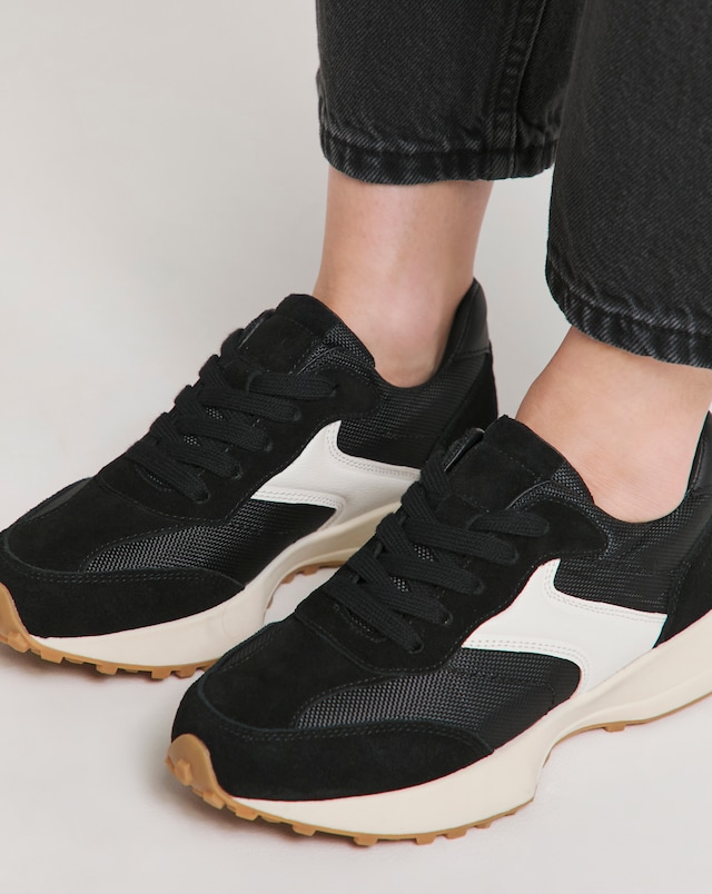 Akira Suede Retro Runner Trainer - Wide Fit (E)