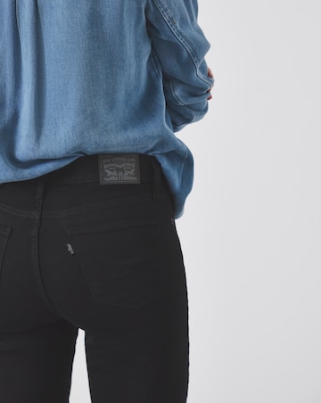 Levi's 314 Shaping Straight Jeans