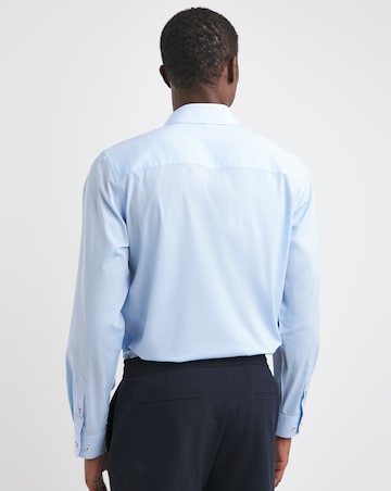 Polyester Blend Stretch Travel Shirt