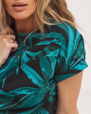 Longline Short Sleeve Curved Hem Top