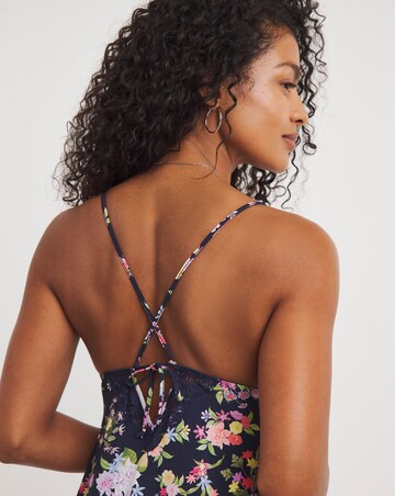 Dorina Curves Finley Chemise