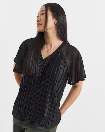 Black Plisse Angel Sleeve Top
