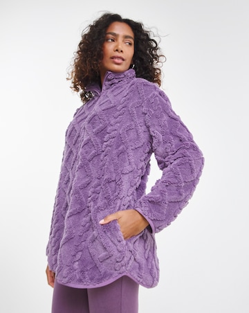 Pretty Secrets Cable Lounge Set