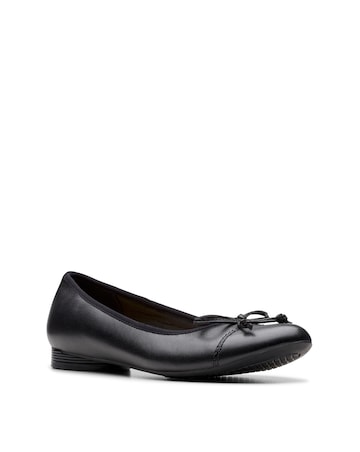 Clarks Loreleigh Rae Leather Ballet Pump Wide Fit