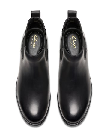 Clarks Havisham Leather Chelsea Boot Standard Fit