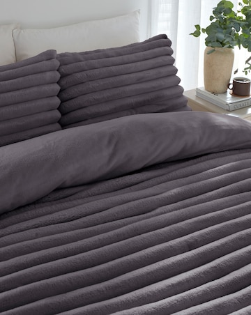 Oakley Fleece Duvet Cover Set