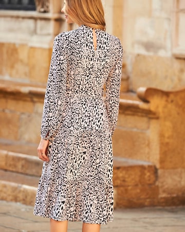 Sosandar Leopard Print Keyhole Detail Fit & Flare Dress