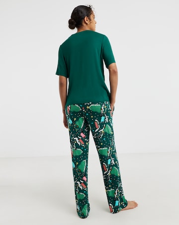 Pretty Secrets Christmas Scottie Dog Graphic Pyjama Set