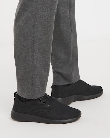 Harris Mesh Trainer Extra Wide Fit