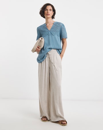 Crinkle Crochet Trim Top