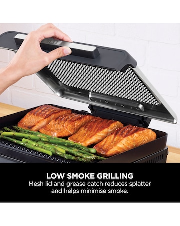 Ninja Sizzle GR101UK Smokeless Indoor Grill and Griddle