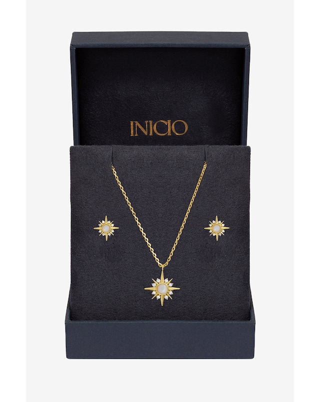 Inicio 14K Gold Plated Cubic Zirconia Star Set - Gift Box