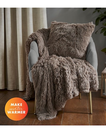 Catherine Lansfield Shaggy Fleece Cushion