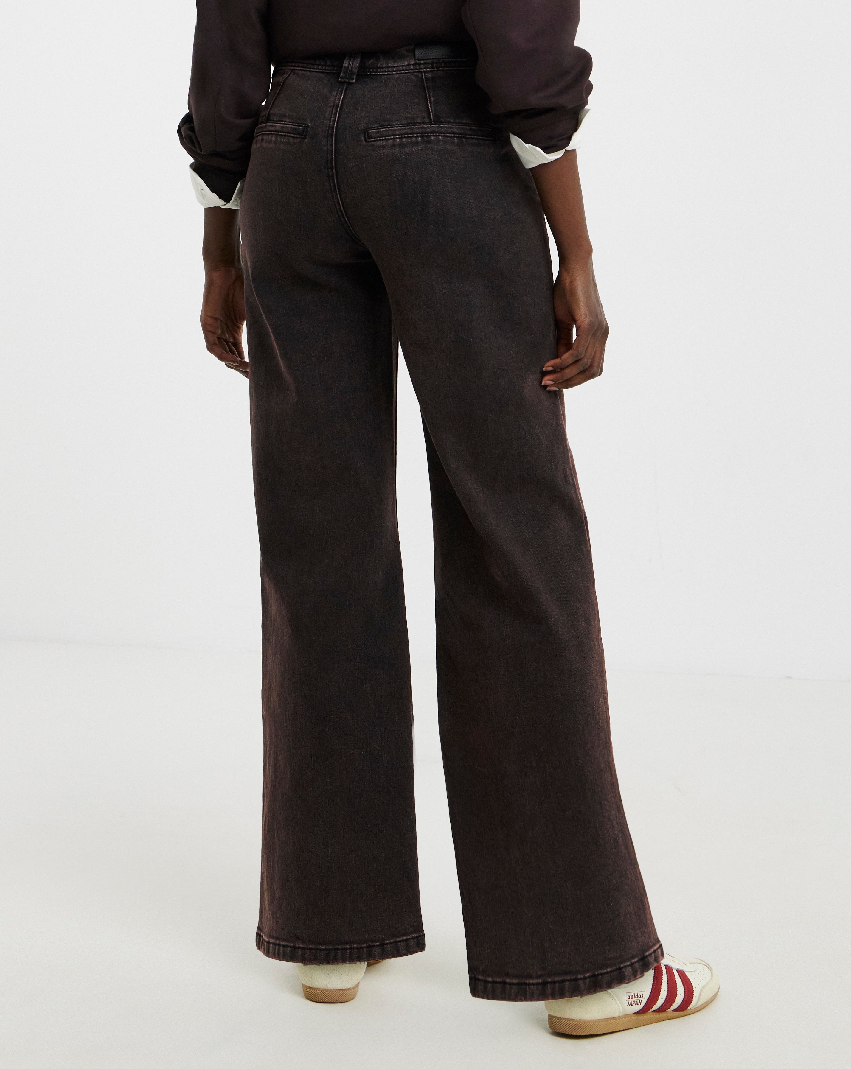Chocolate Pocket Front Wide Leg Jean | JD Williams