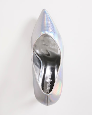 Lleida Sweetheart Cut Heeled Court Shoes Wide Fit