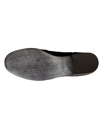 Clarks Hamble Oak Leather Brogues Wide Fit