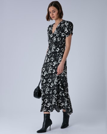 Religion Dress