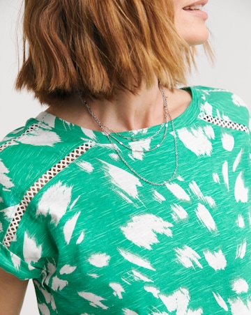 Crew neck Trim Insert Bubble Hem Top