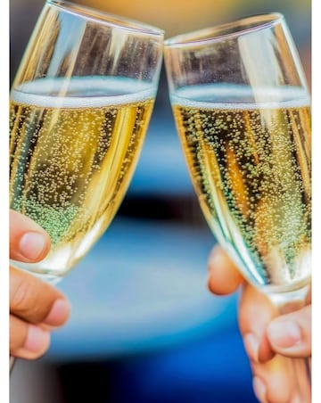 12 Mile Helicopter Flight with a Glass of Bubbly & Chocolates Experience Voucher