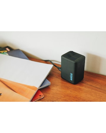 GoPro Dual Battery Charger & Enduro Batteries (HERO13 Black)