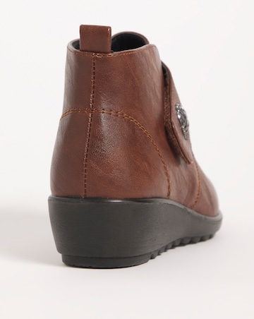 Cushion Walk Ankle Boot EEE Fit