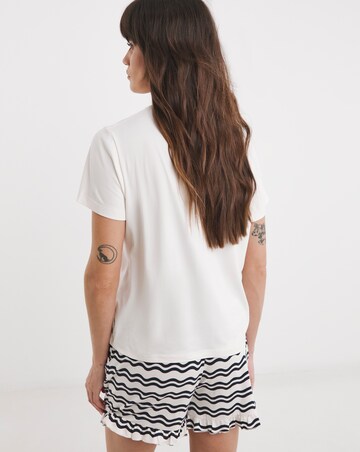 Chelsea Peers Jersey Serena Bay Shell Oversized T Shirt And Shorts Pyjama Set