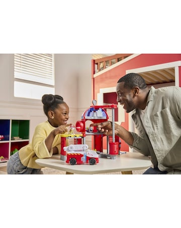 Paw Patrol Fire Rescue Command Centre with Marshall Figure