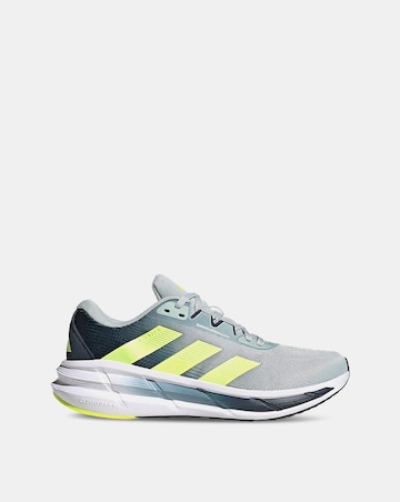 adidas Questar 3 Trainers