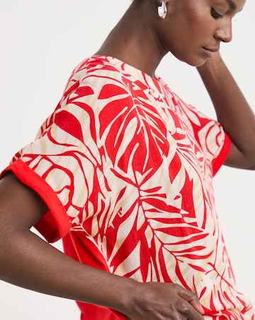Red Print Woven Front Longline Curved Hem Top