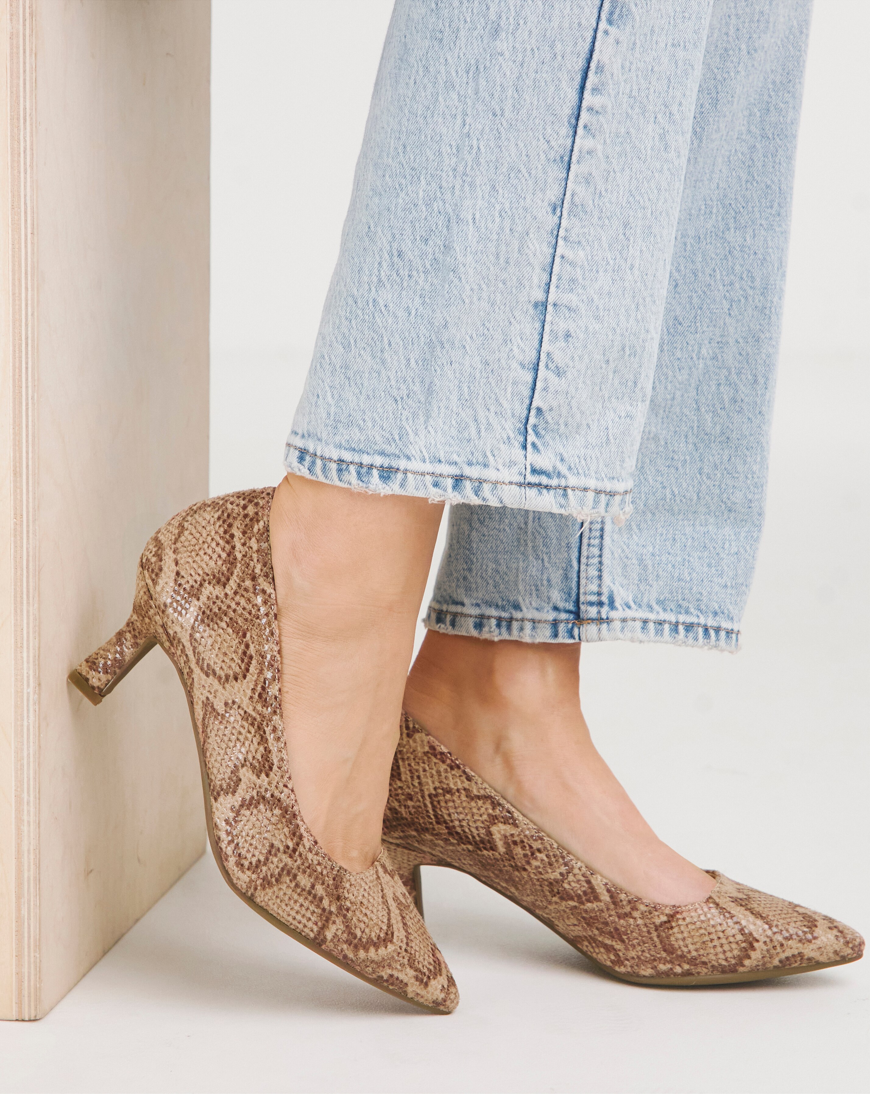 Kayla Flexi Sole Kitten Heel Court Shoe - Extra Wide Fit (EEE)