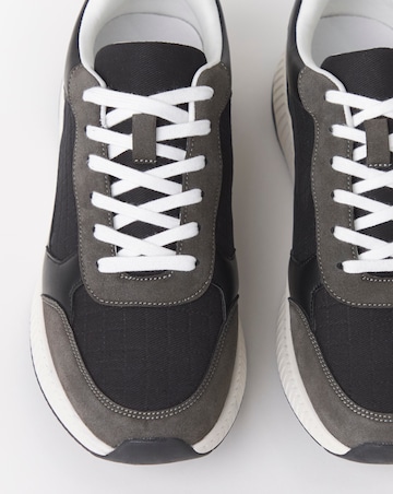 Folio Runner Trainers Standard Fit