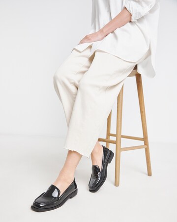 Lava Classic Slipper Cut Loafer - Wide Fit (E)