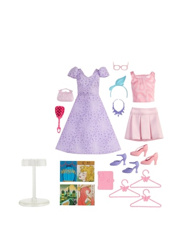 Wicked Glinda's Glamorous Closet, 2 Unique Looks, Surprises & 13 Accessories