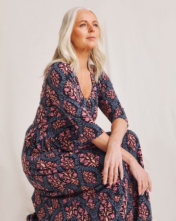 Julipa Key Hole Jersey Midi Dress