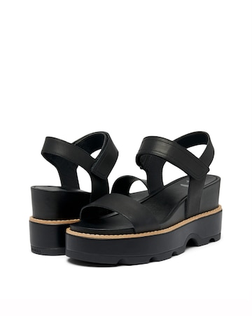 Sorel Joanie IV Y Strap Wedge