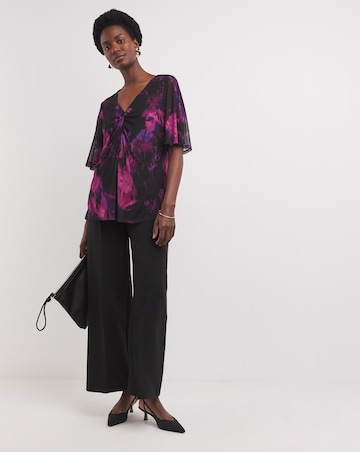 V Neck Short Sleeve Printed Mesh Top