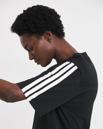 adidas Essentials 3 Stripes Boyfriend T-Shirt