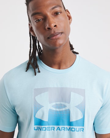 Under Armour Boxed Sports Short Sleeve T-Shirt