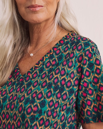 Julipa V Neck Printed T-Shirt