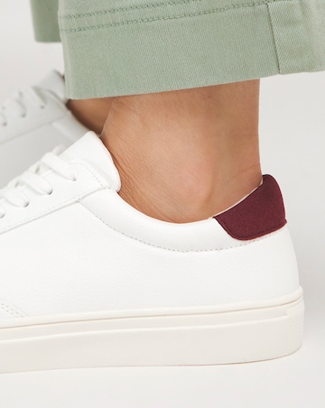 Lace Trainer - Wide Fit (E)