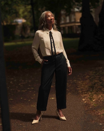 Contrast Tie Hammered Satin Tux Shirt