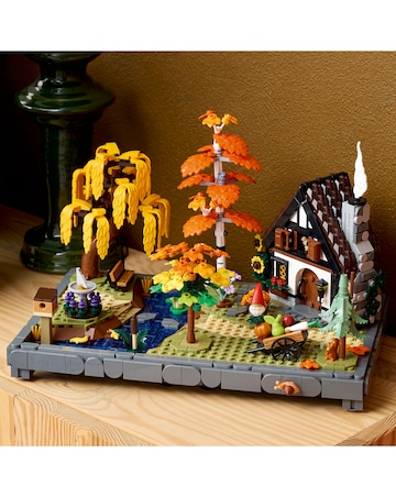 LEGO Icons Cottage Gardens